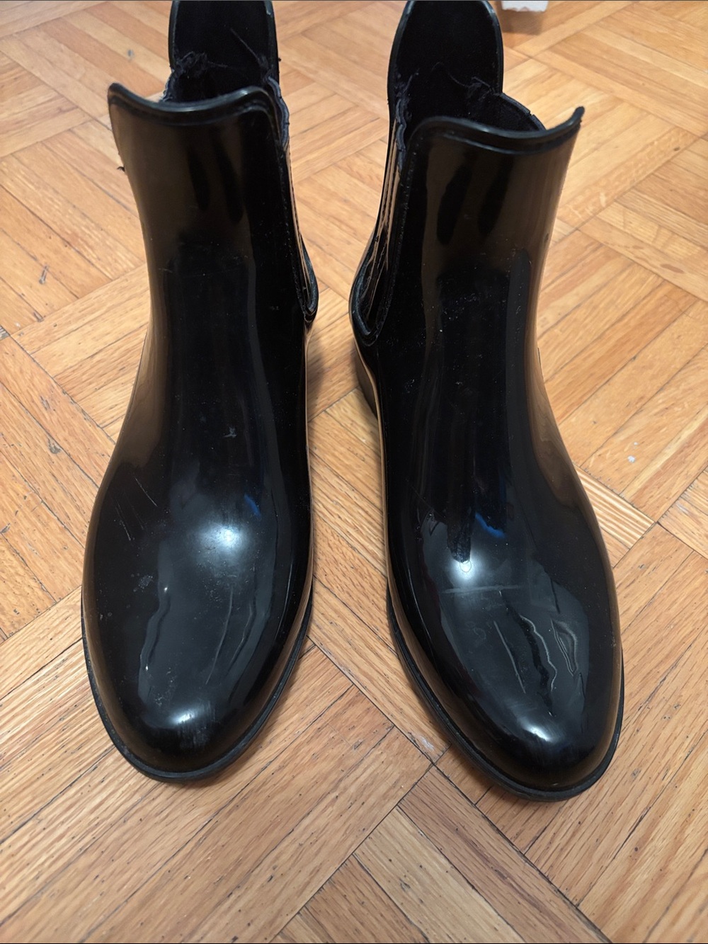 Women's Black Gloss Chelsea Rain Boots